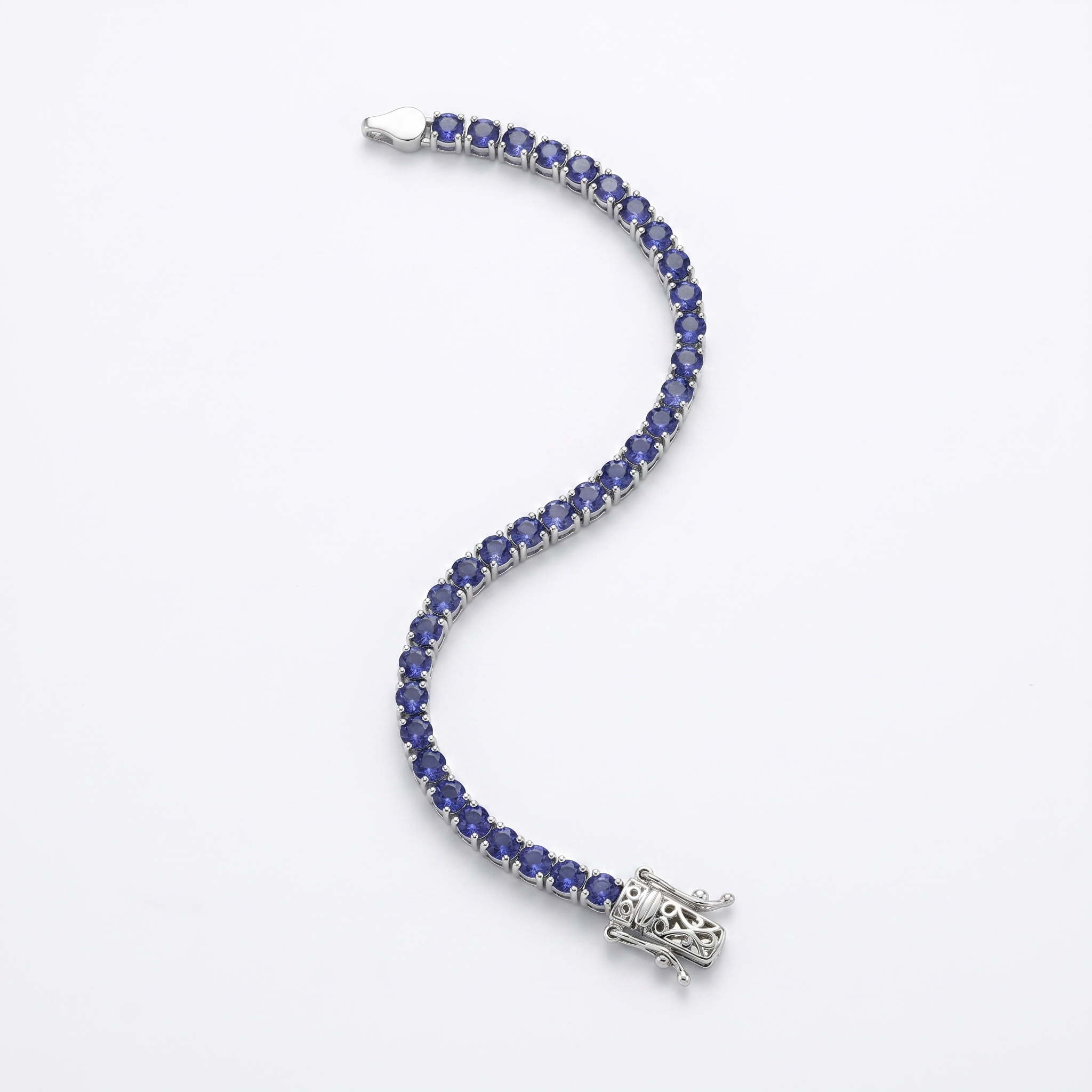 Bracciale tennis con zaffiri blu
